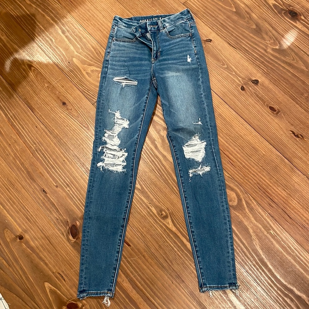 American eagle ripped jeans size 2 long